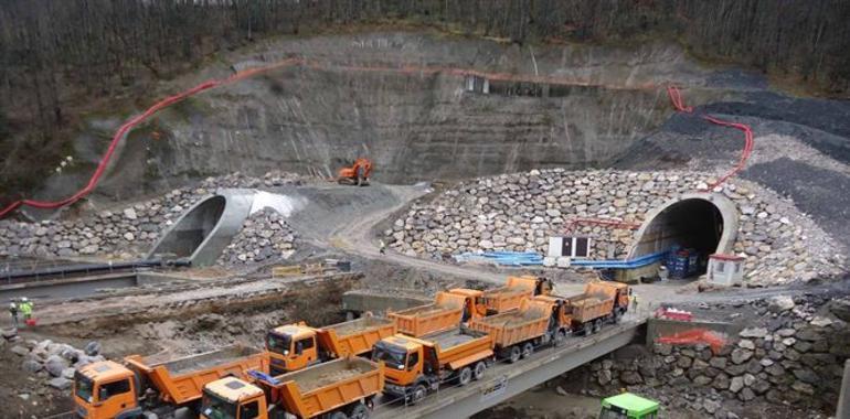 Alstom, Isolux y Siemens se adjudican obras del AVE por 46 millones