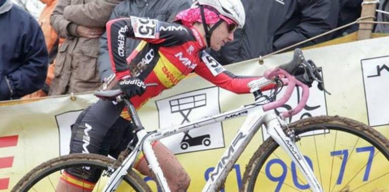 Sobresaliente actuación de la asturiana Aida Nuño en el Mundial de ciclocross