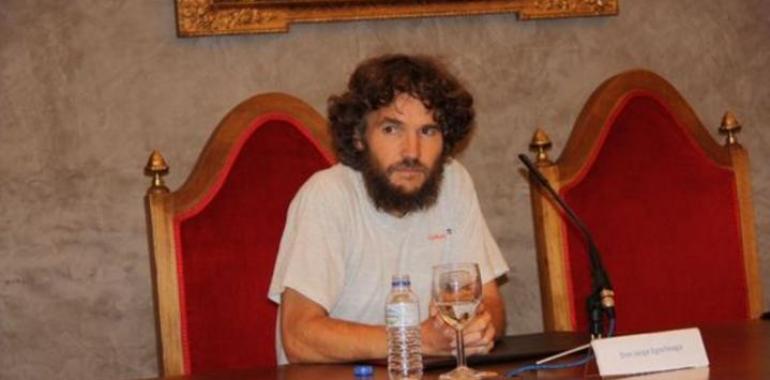 Conferencia del doctor Jorge Egocheaga en la festividad de los dentistas asturianos
