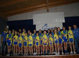 La E. C. Viella - Guttrans presenta su plantilla para el 2014
