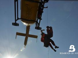 Rescatados dos montañeros ovetenses enriscados en la vertiente leonesa de Las Ubiñas