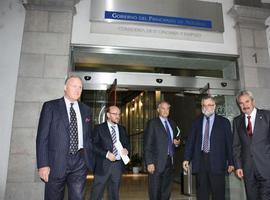 Torre pedirá a Tenneco que recapacite sobre el cierre de la planta en Gijón 