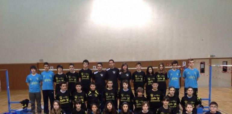 Fin de semana de éxitos para el Club Bádminton Astures