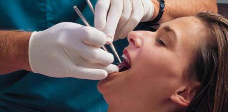 Los dentistas asturianos recuerdan la importancia para la salud del cuidado dental