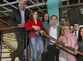 Reunión de Elena Valenciano con jóvenes de la candidatura del PSOE a las europeas
