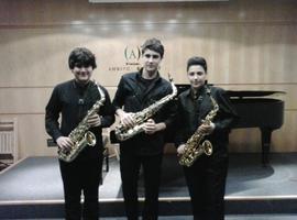 Concierto de \jóvenes intérpretes\ del Julián Orbón en la sala Ámbito Cultural
