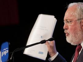 Arias Cañete abre la campaña europea con duros ataques a Zapatero