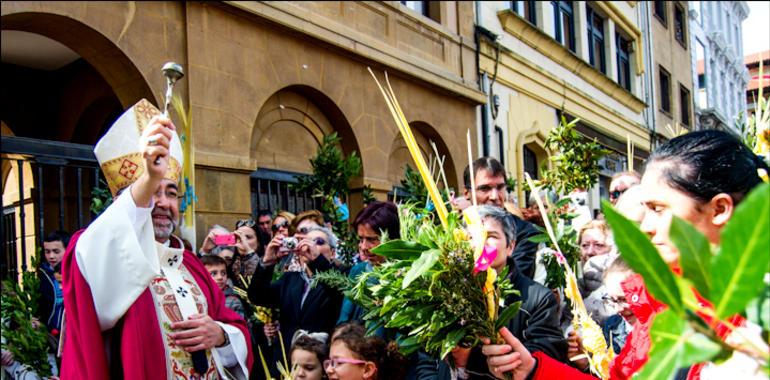 La bendición de los ramos, en Oviedo