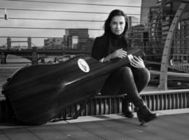 Recital de la violonchelista Ana Laura Iglesias en el Museo Evaristo Valle de Gijón