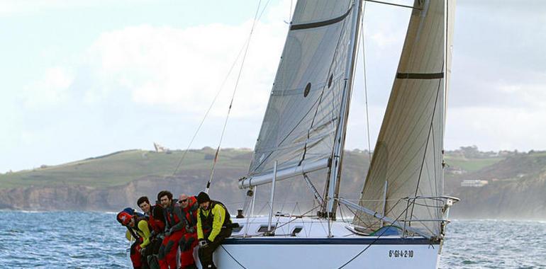 La flojera del viento marcó las regatas y mangas del fin de semana en San Lorenzo