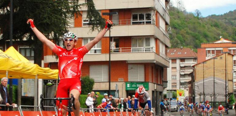 Ciclismo: José Manuel Fernández vence enla Clásica de Lena