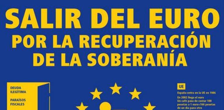 Los economistas Pedro Montes y Ramón Franquesa, el sábado en Oviedo sobre salida del euro