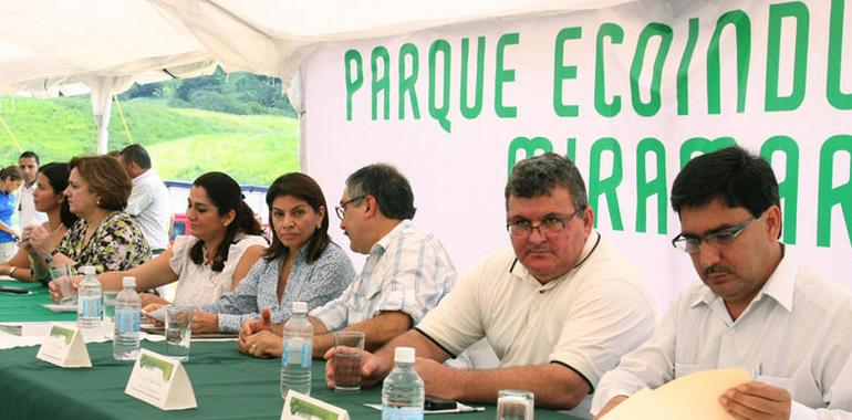 El Gobierno se compromete a generar empleo y mejorar la seguridad ciudadana en Puntarenas 