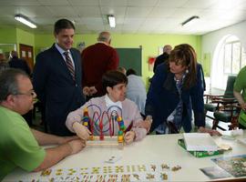 La firma del convenio con el Principado resuelve la continuidad del CAI de Noreña