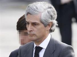 El hijo de Adolfo Suárez ingresa mañana para ser operado