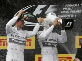 Hamilton gana en Barcelona