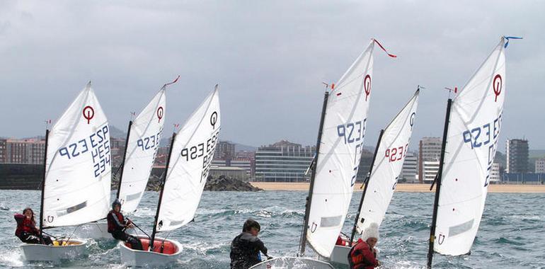 Campeonato de Asturias de vela ligera  para las clases: Optimist, Láser Standard y Láser 4.7