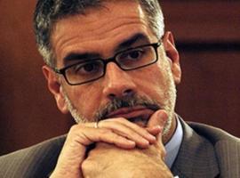 Feletti: \"La crisis internacional revela incapacidad de países desarrollados de recuperar el consumo\"