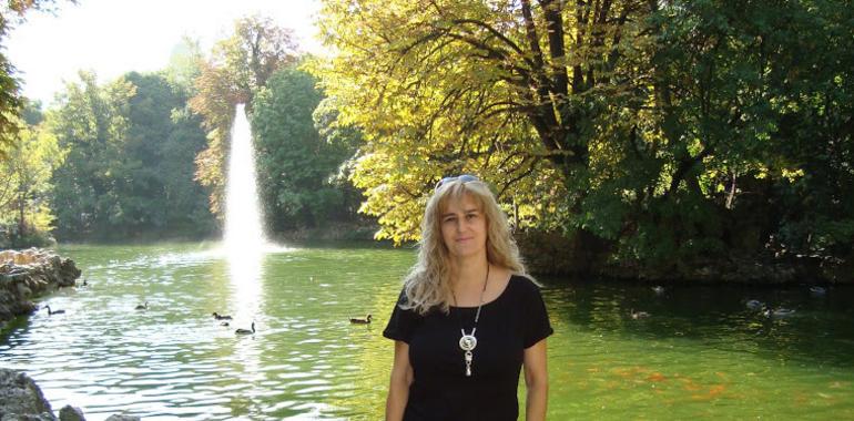 La asturiana María José Álvarez Mesa gana el Premio Nacional de Poesía Plaza Porticada