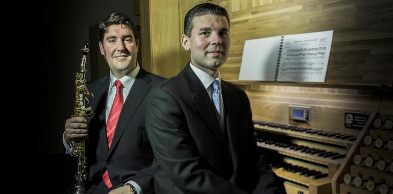 Concierto de Tubox, con Antonio Cánovas (saxo) y Rubén Díaz (órgano) en Siero