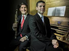 Concierto de Tubox, con Antonio Cánovas (saxo) y Rubén Díaz (órgano) en Siero