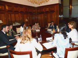 La nueva ministra garantiza que primará las explotaciones de montaña al aplicar la PAC