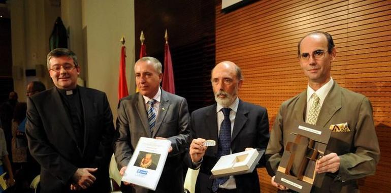 Don Quijote busca tumba de autor en Las Trinitarias