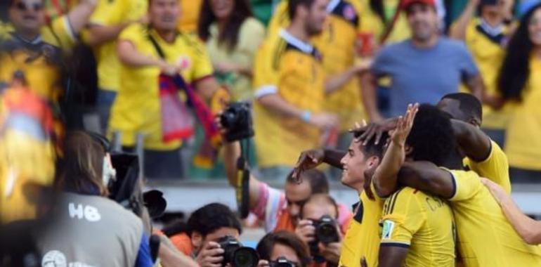 Colombia ilusiona con goleada ante Grecia en su regreso al Mundial  
