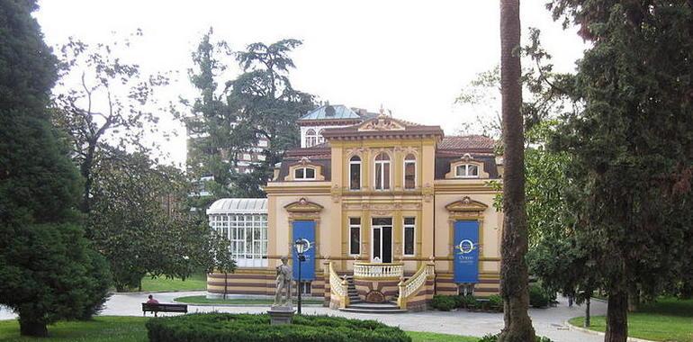 Ruta literaria por el Oviedo de 1875 en las bibliotecas de Villa Magdalena y Ciudad Naranco 