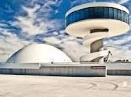 El gobierno del Principado le da tres cuartos de millón de euros al Niemeyer