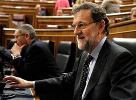 La oposición abronca al Gobierno por un Decreto que modifica 25 leyes y tiene 200 páginas