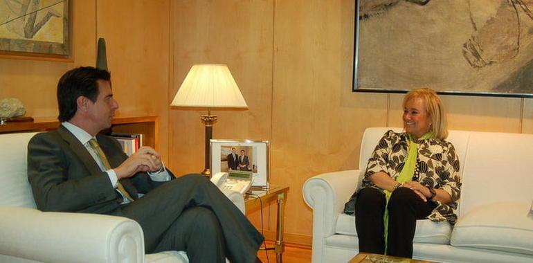 Mercedes Fernández dice que Madrid pagará los fondos mineros que debe a Asturias 