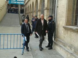 Torres intenta demostrar quel rei Felipe conocía les actividaes dUrdangarin