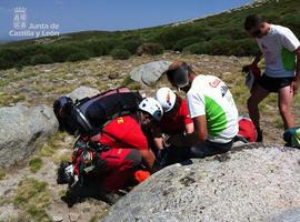 Rescatado un montañero herido en Gredos