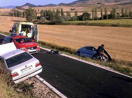 Fallece una mujer de 91 años tras una colisión frontal en la carretera de acceso a Idoate 