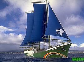 El Rainbow Warrior II se jubila de \guerrero\ y se vuelve samaritano