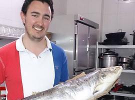 ¿Albóndigas caseras con patatines ¿Lomo de salmón noruego a la plancha Hoy en Tupas