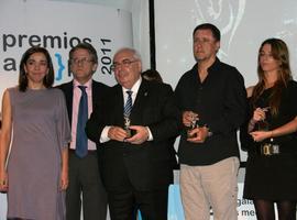 Areces recoge el premio AMPE de Plata, a la campaña “Asturias, lo dice todo el mundo” 