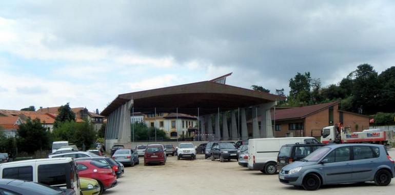 El Ayuntamiento de Llanes acondiciona un aparcamiento para setenta vehículos en el centro de Nueva