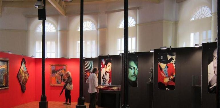 Oviedo recuerda a #Tino #Casal con una exposición en Trascorrales