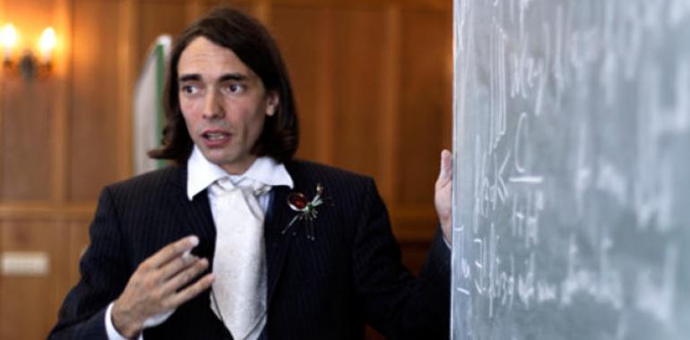 Cédric Villani: “Las Matemáticas sirven para demostrar la belleza del mundo real”