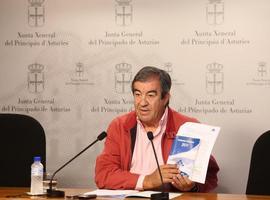 Cascos pide en la Junta la bajada del Impuesto de Sucesiones y el IRPF autonómico