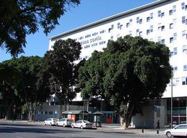 FACUA reclama transparencia sobre el tráfico de datos de pacientes a empresas privadas