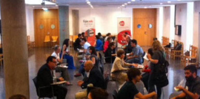 Speednetworkingzate las pilas: 90 segundos bastan para hacer negocio en Gijón