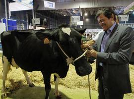 Visita del presidente del Principado a AGROPEC 