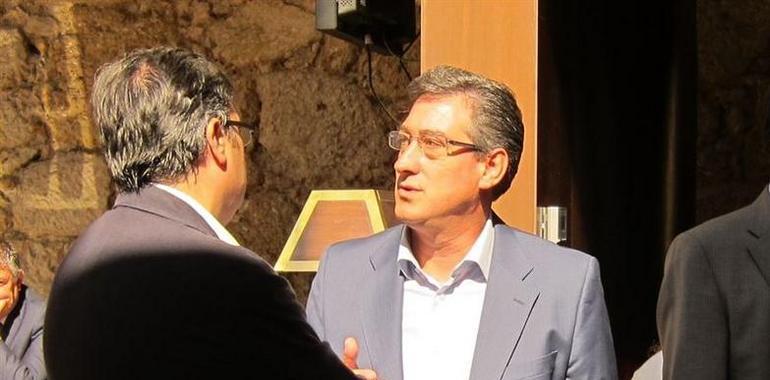 Ignacio Prendes disiente del trato erróneo dado a Sosa Wagner por UPyD