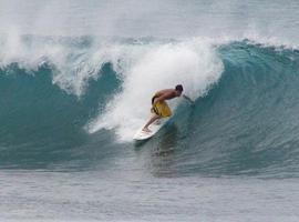 Lucía Martiño y Guillermo Alonso, campeones de Asturias de Surf 2014