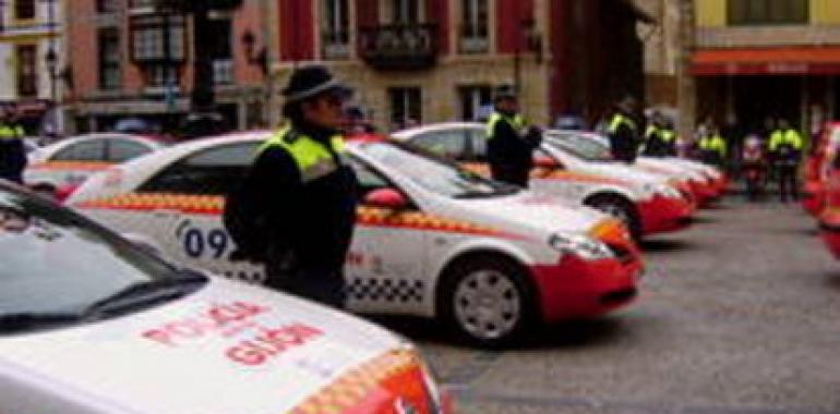 La Policía Local de Gijón realizó varias detenciones, por comisión de delitos, durante el fin de semana
