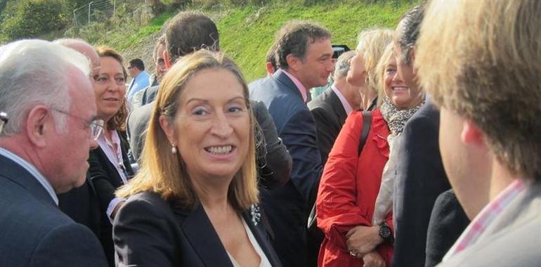 El primero de los dos túneles de la Variante de Pajares entrará en servicio en 2015