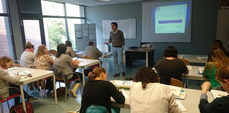 Llanes prepara a 12 nuevas emprendedoras en el Centro de Empresas Municipal de Llanes